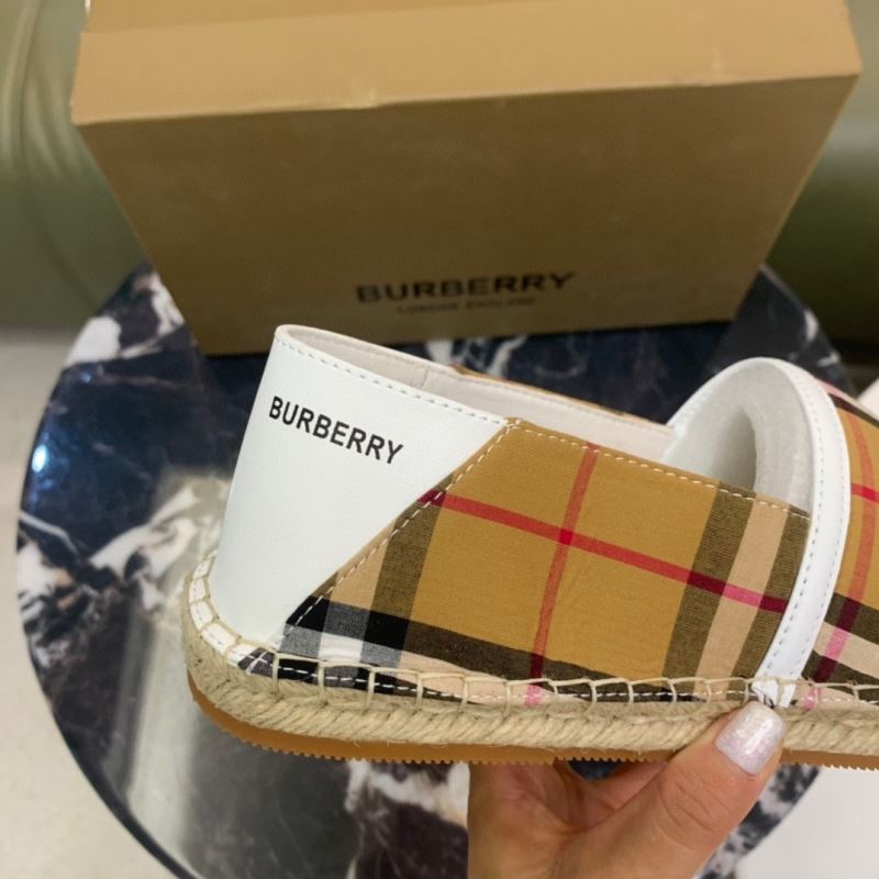 Burberry Low Shoes